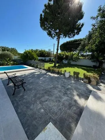 Lurasejo Villa Cádiz 0*,  Spanje